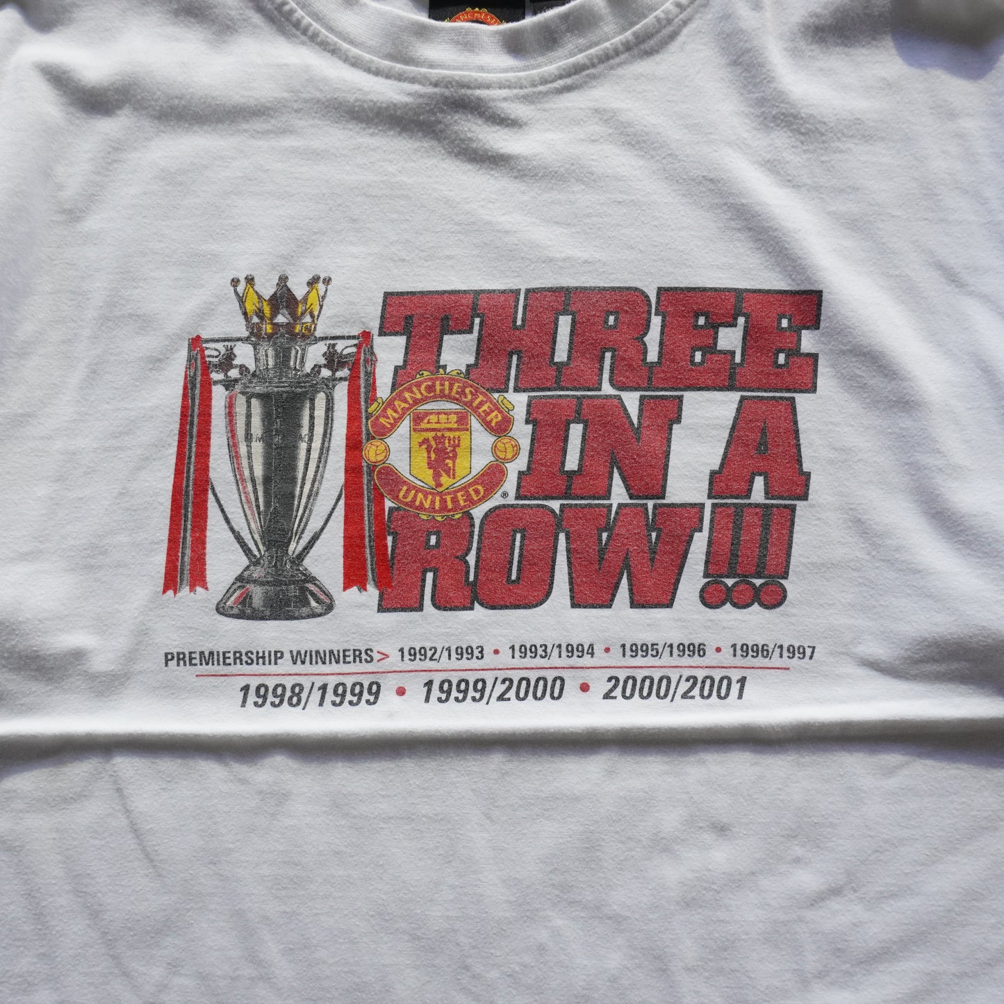 2001 Manchester United Three In A Row League Champions XL