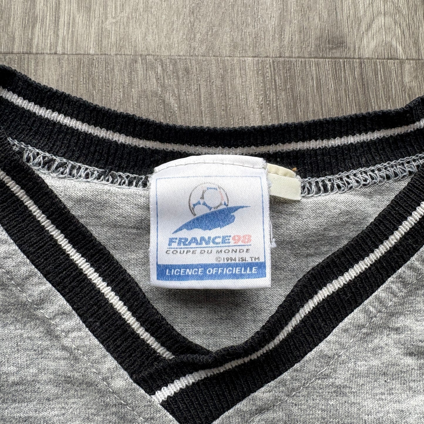 1998 France World Cup Promo V-Neck Shirt XL