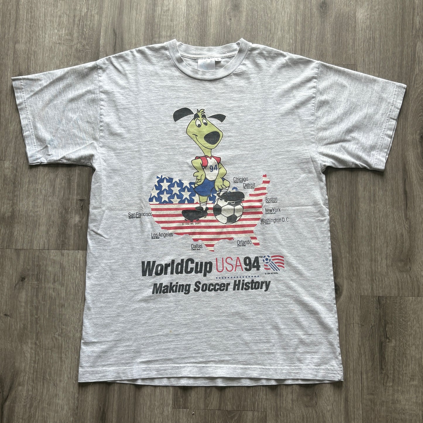 1994 World Cup USA Striker Grey Tee L